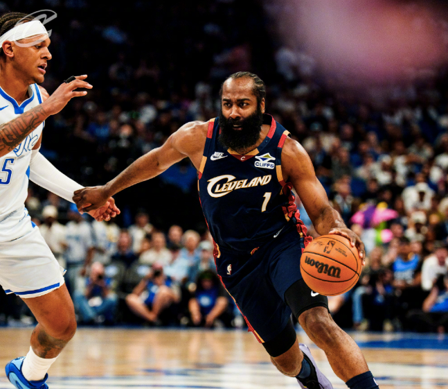 开云综合娱乐-爆大冷！骑士无缘13分大逆转：全场开心欢呼，哈登空砍30+6+8